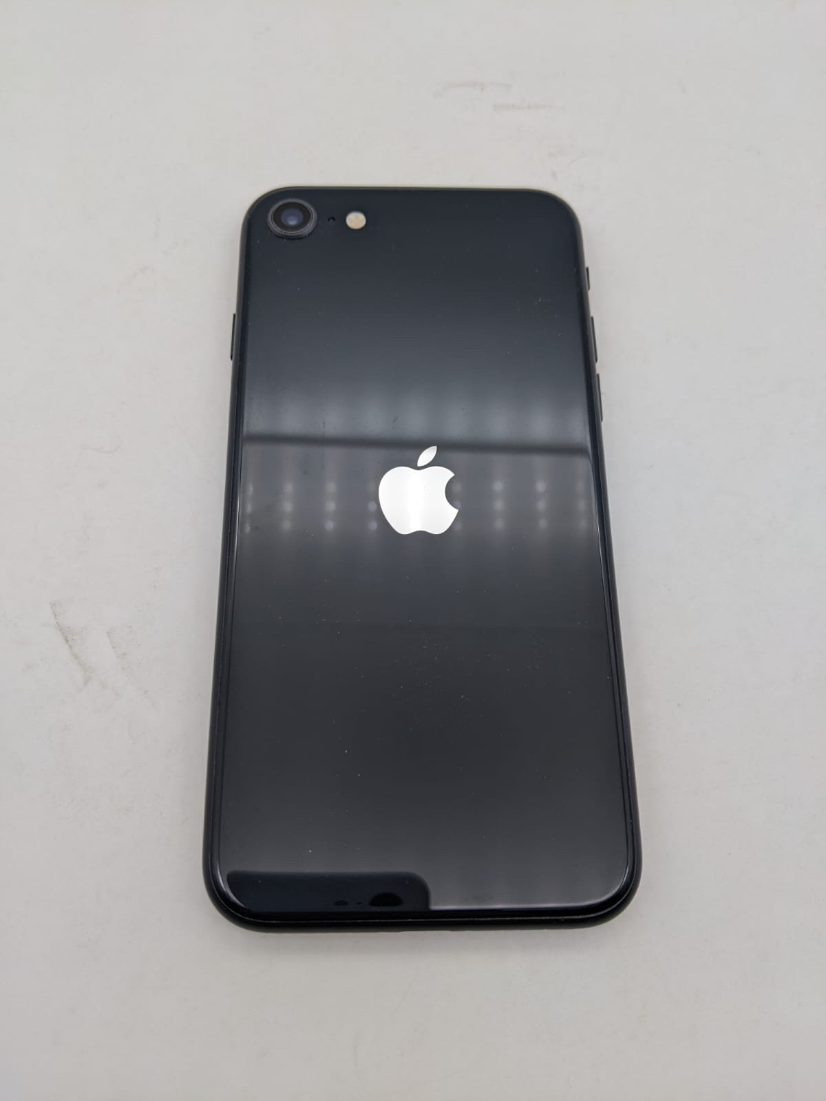 二手 I Phone Se3 64/128GB 5G 90% New  ⚠️⚠️⚠️零機價出機，分期付款，免利息，免手續費免，服務費⚠️⚠️⚠️