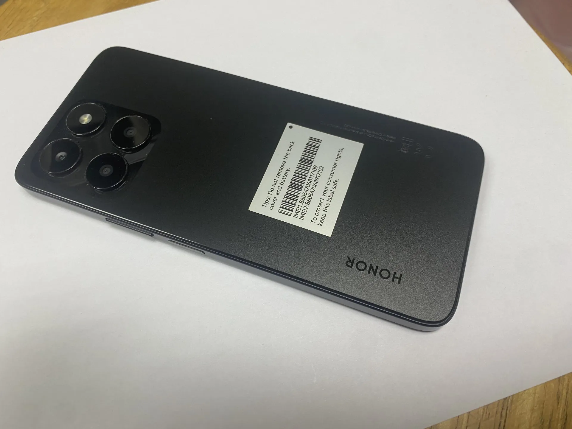 HONOR X6a 國際版全新現貨，4G+128GB大容量機身儲存。